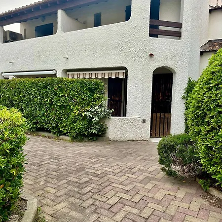 Appartement Climatise Avec Chambre Et Parking Privatif Locations Vld Camargue Saintes-Maries-de-la-Mer Exterior photo