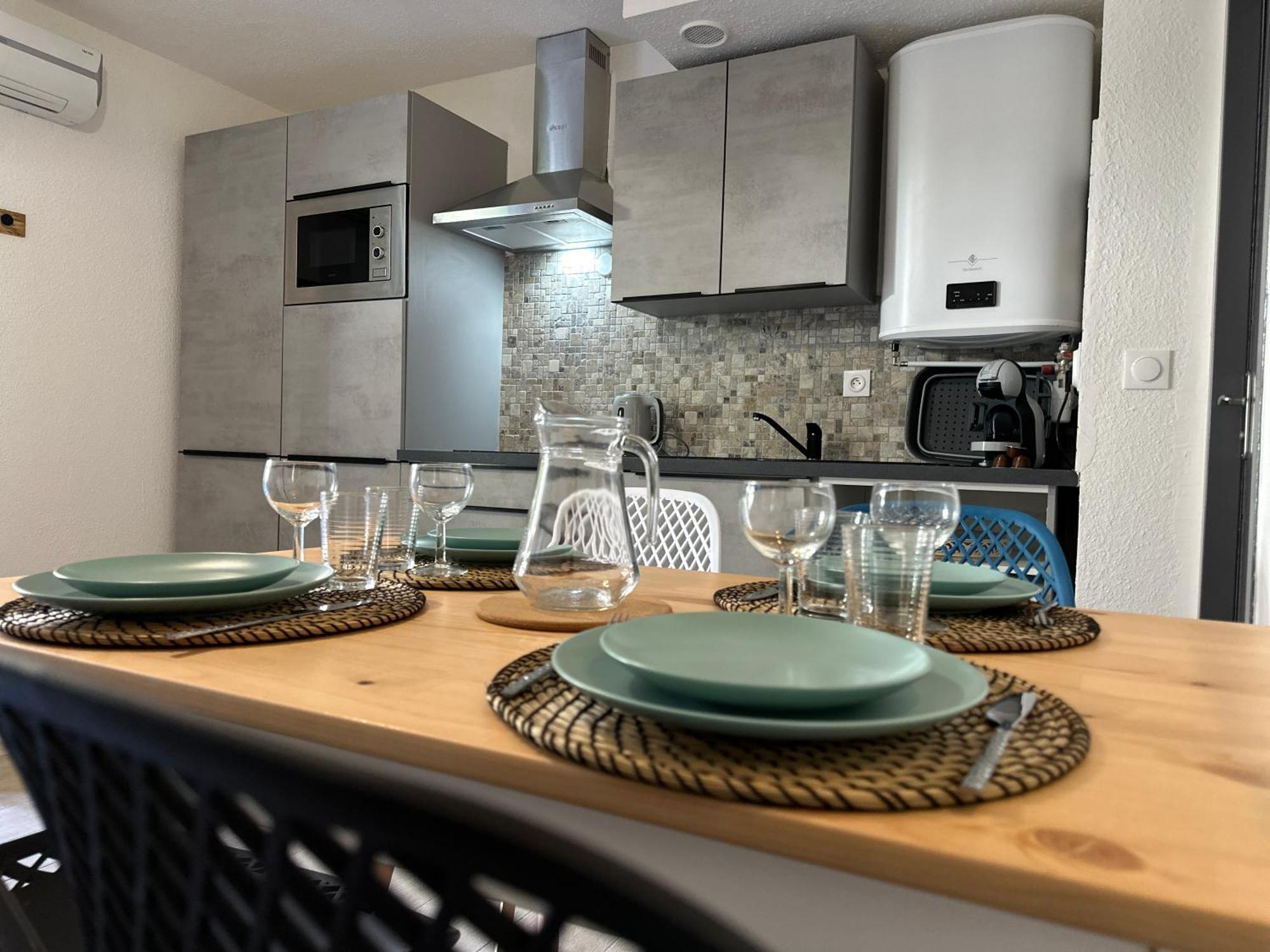 Appartement Climatise Avec Et Parking Privatif Locations Vld Camargue Les Saintes-Maries-de-la-Mer